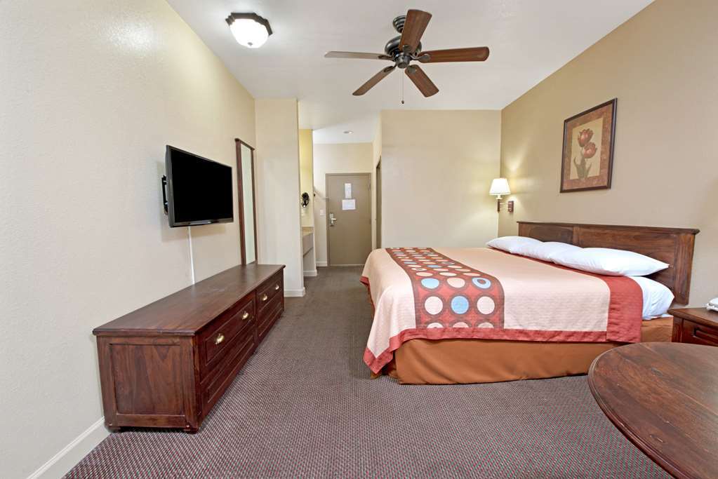 Отель Super 8 By Wyndham St. Louis Airport Woodson Terrace Номер фото
